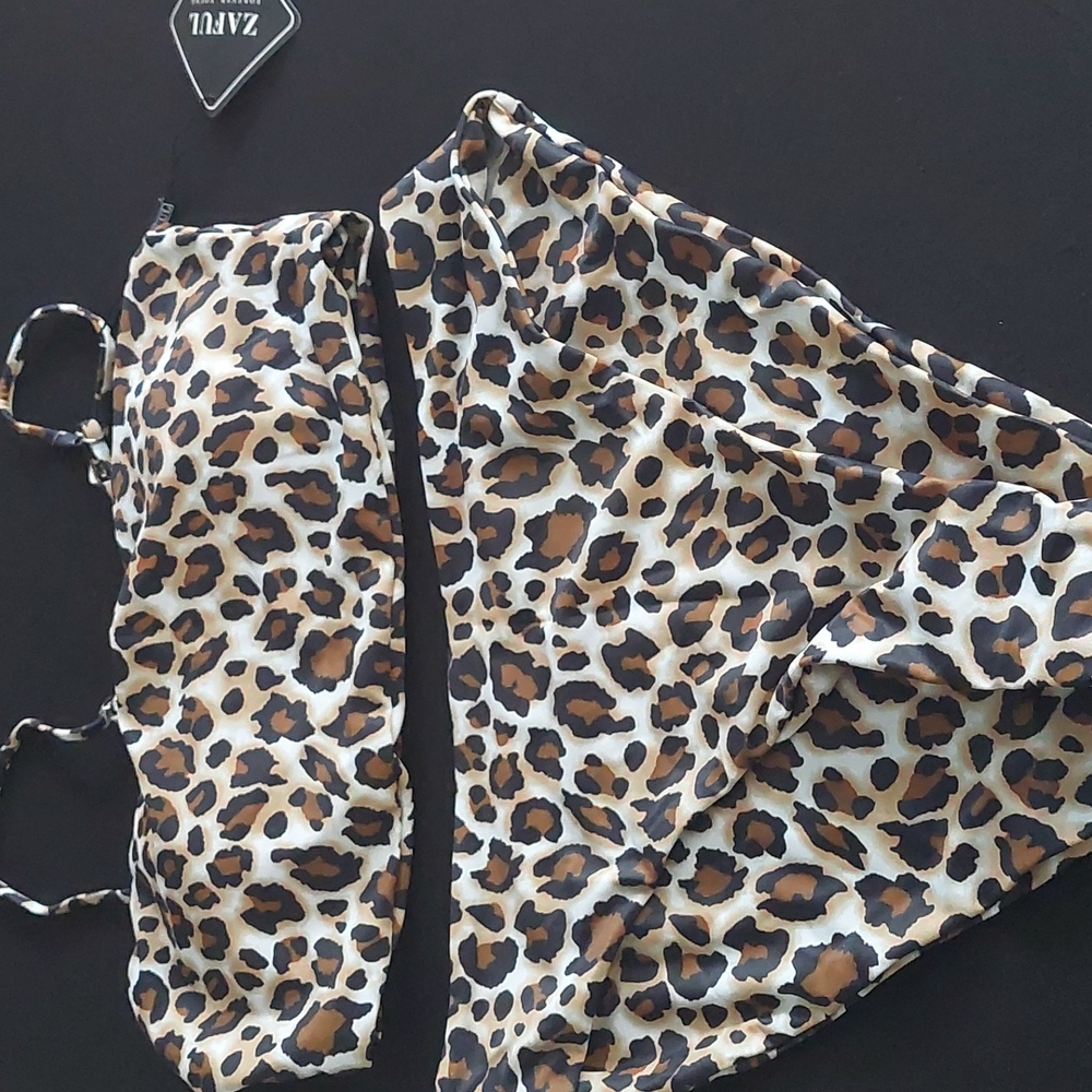 Swimsuit  tiger color 2 sets